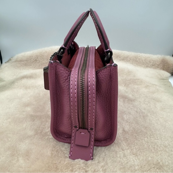 Coach 1941 Rogue 17 Primrose - Picture 4 of 12